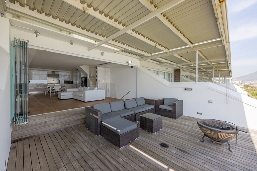3 Bedroom Property for Sale in Lagoon Beach Western Cape